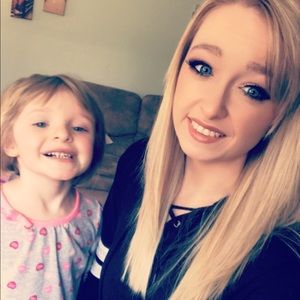 Meet your Posher, Casey